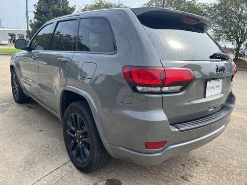2021 Jeep Grand Cherokee Laredo