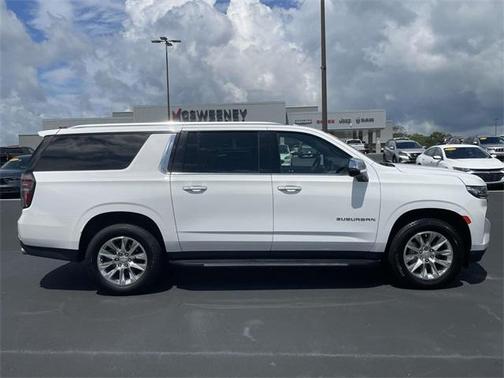 2023 Chevrolet Suburban Premier