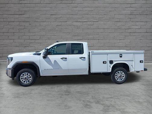 Summit White 2026 GMC Sierra 2500 Pro