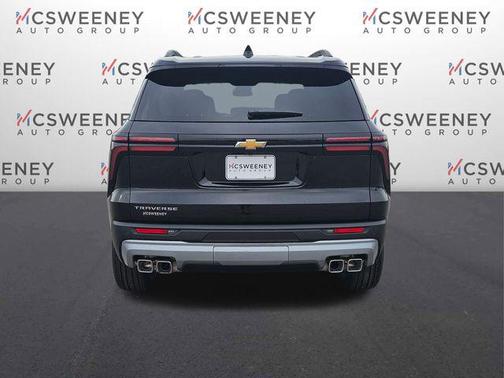 Mosaic Black Metallic 2026 Chevrolet Traverse LT
