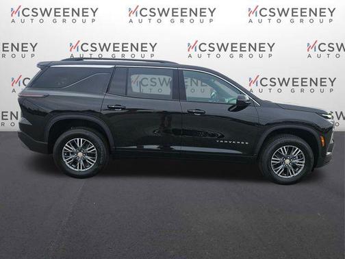 Mosaic Black Metallic 2026 Chevrolet Traverse LT