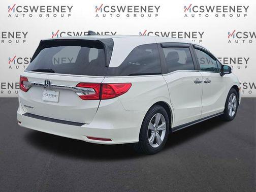 White Diamond Pearl 2018 Honda Odyssey EX-L