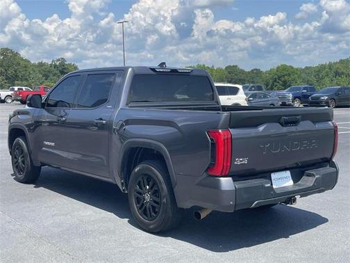 2022 Toyota Tundra SR5