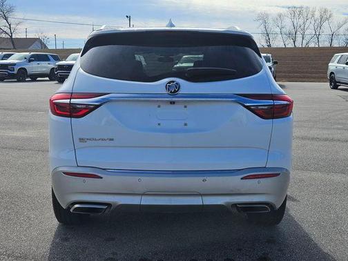 2020 Buick Enclave AWD Essence