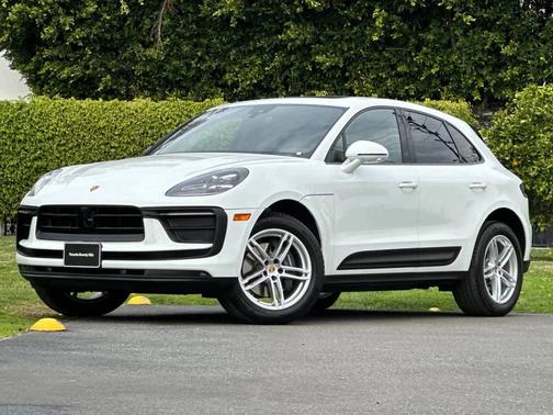 2025 Porsche Macan 