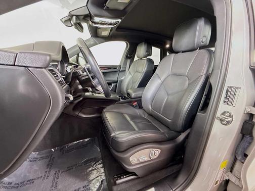 2021 Porsche Macan S