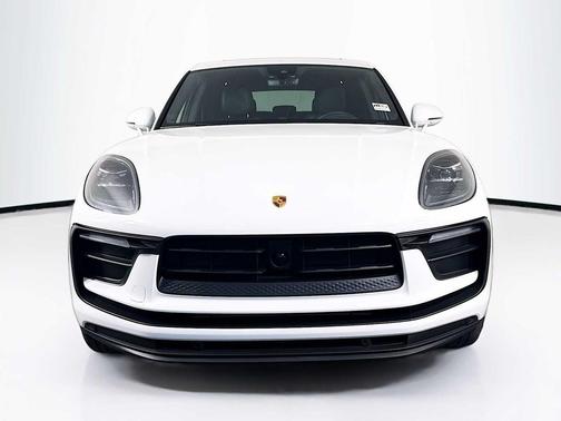2024 Porsche Macan 