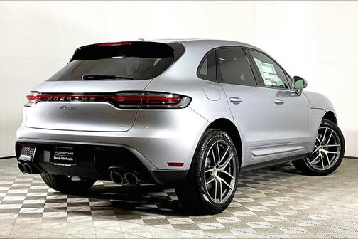 2025 Porsche Macan 