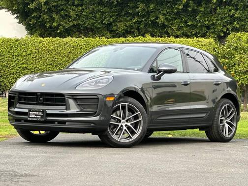 2025 Porsche Macan 