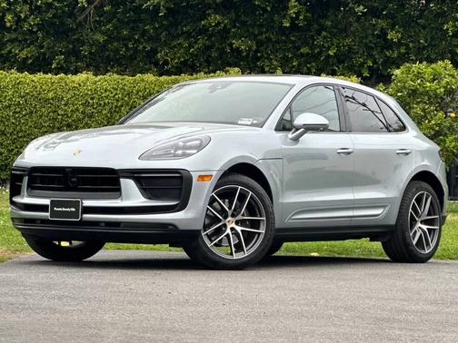 2025 Porsche Macan 