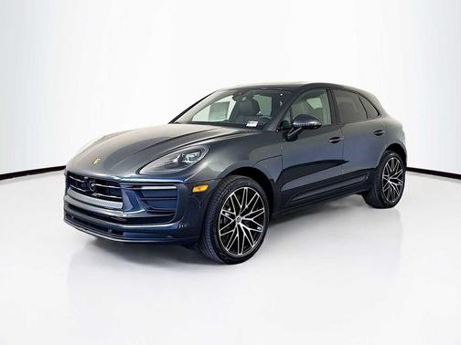 2026 Porsche Macan 