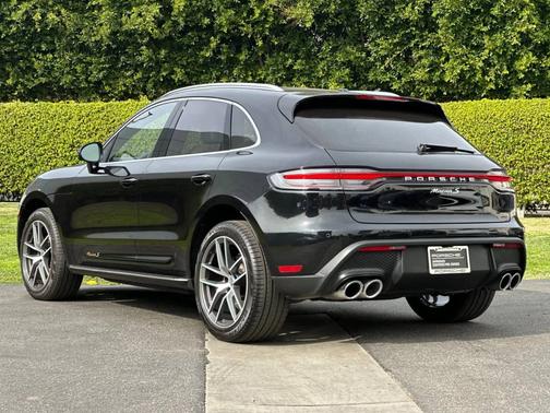 2023 Porsche Macan 