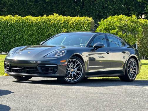Volcano Grey Metallic 2023 Porsche Panamera