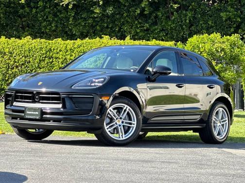2025 Porsche Macan 