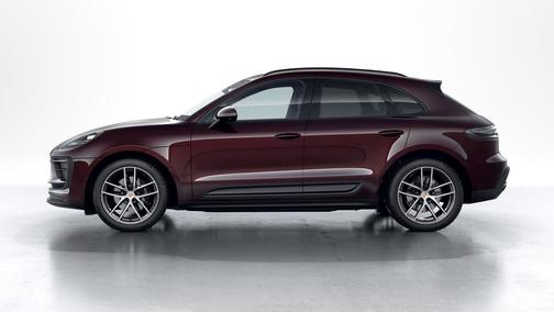Copper Ruby Metallic 2023 Porsche Macan