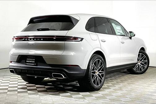 2025 Porsche Cayenne 