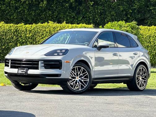 2025 Porsche Cayenne 