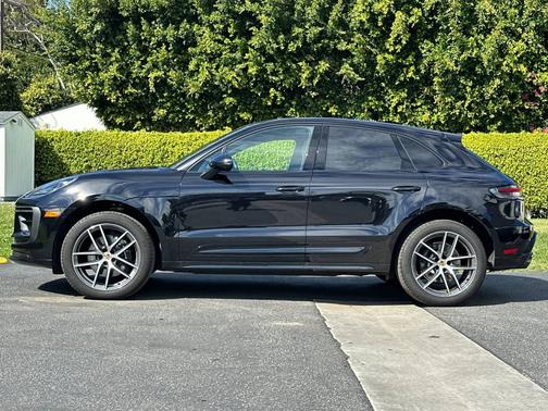 2025 Porsche Macan 