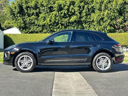 2024 Porsche Macan AWD