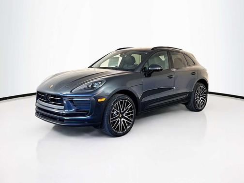2026 Porsche Macan AWD