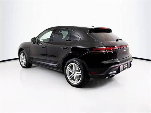 2025 Porsche Macan 