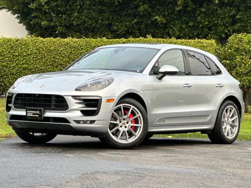 2017 Porsche Macan 