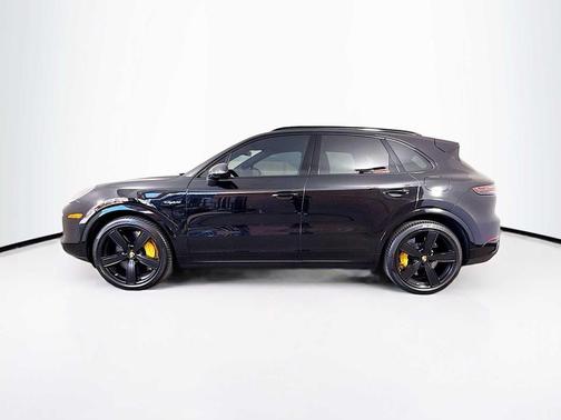 2023 Porsche Cayenne Cayenne Turbo S E-Hybrid