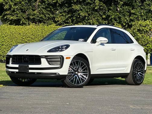 2025 Porsche Macan 