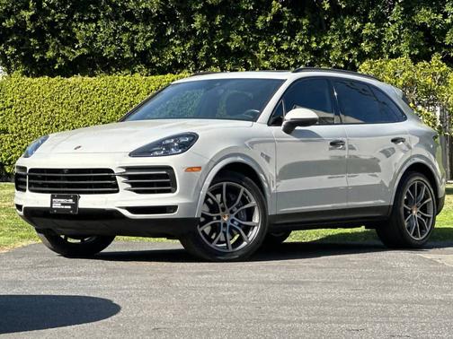 2022 Porsche Cayenne 