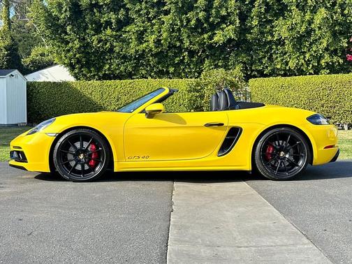 2023 Porsche 718 Boxster 