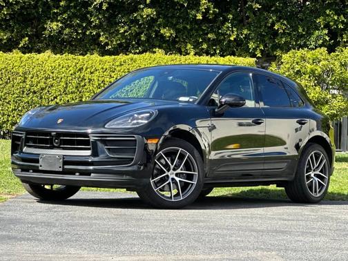 2025 Porsche Macan 