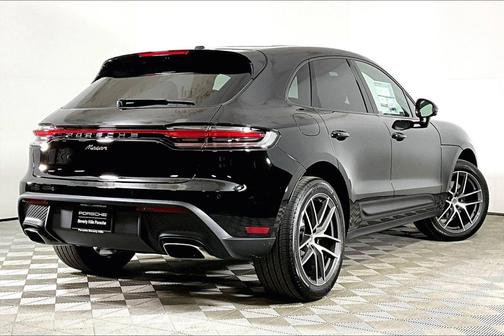 2025 Porsche Macan 