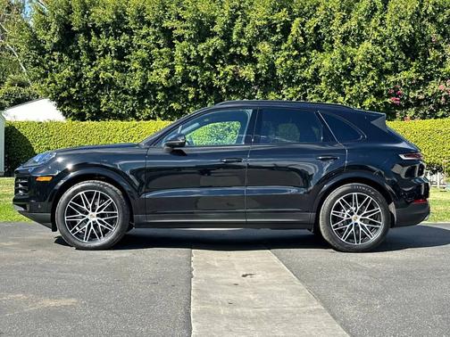 2024 Porsche Cayenne 