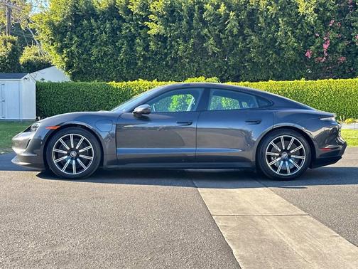 Volcano Grey Metallic 2022 Porsche Taycan