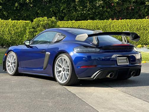 2023 Porsche 718 Cayman 
