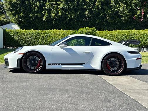 2025 Porsche 911 