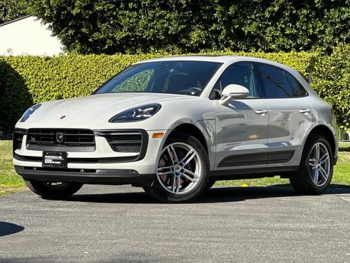 2025 Porsche Macan 