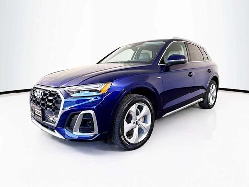 2022 Audi Q5 45 S line Premium Plus