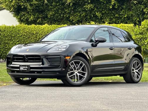 2025 Porsche Macan 