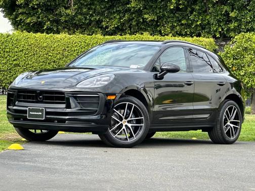 2025 Porsche Macan 