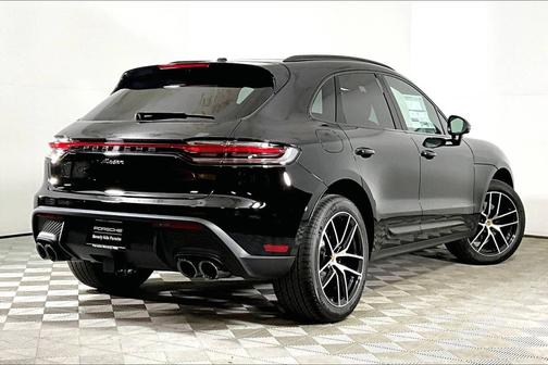 2025 Porsche Macan 