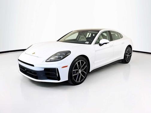 2025 Porsche Panamera 