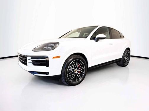 White 2024 Porsche Cayenne