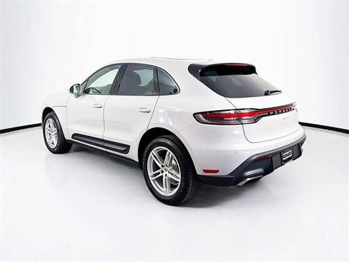 2025 Porsche Macan 