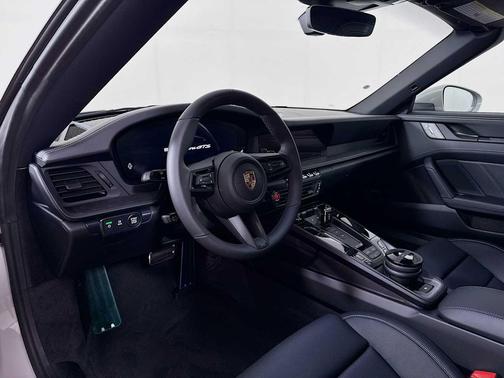 2026 Porsche 911 Carrera GTS