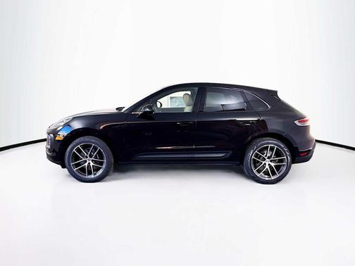 2026 Porsche Macan AWD