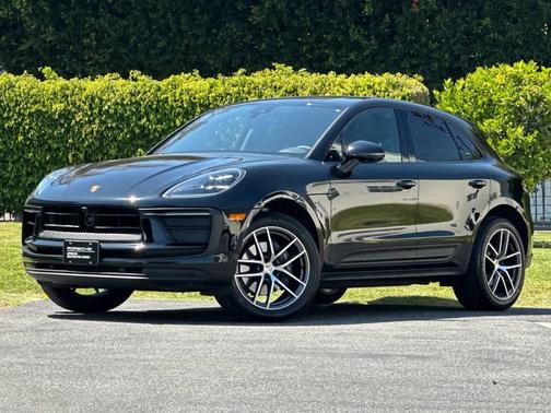Black 2025 Porsche Macan
