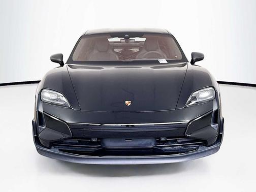 2025 Porsche Taycan Turbo GT w/Weissach Package