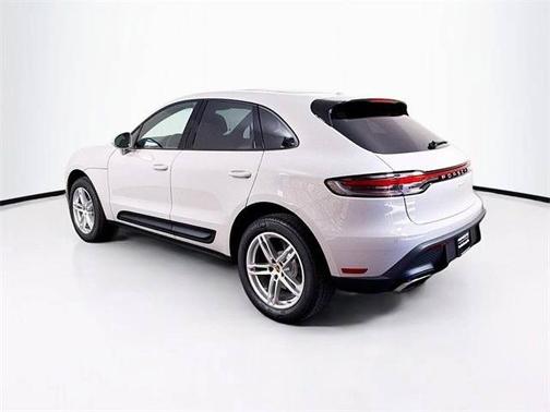 Chalk 2025 Porsche Macan