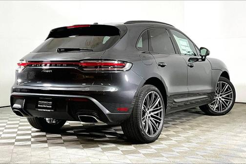 2025 Porsche Macan 